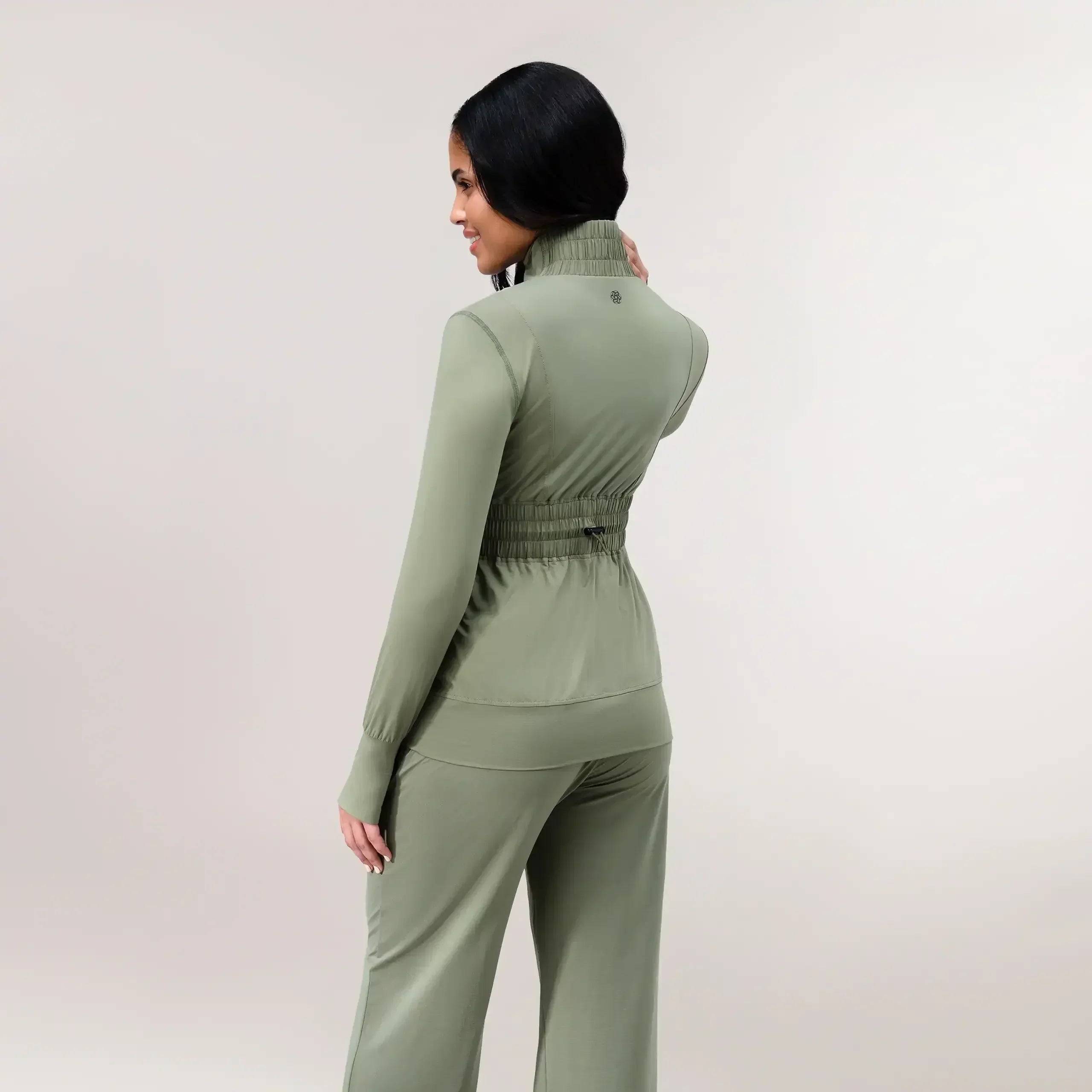 Flow Active Jacket - CORE MUSK GREEN