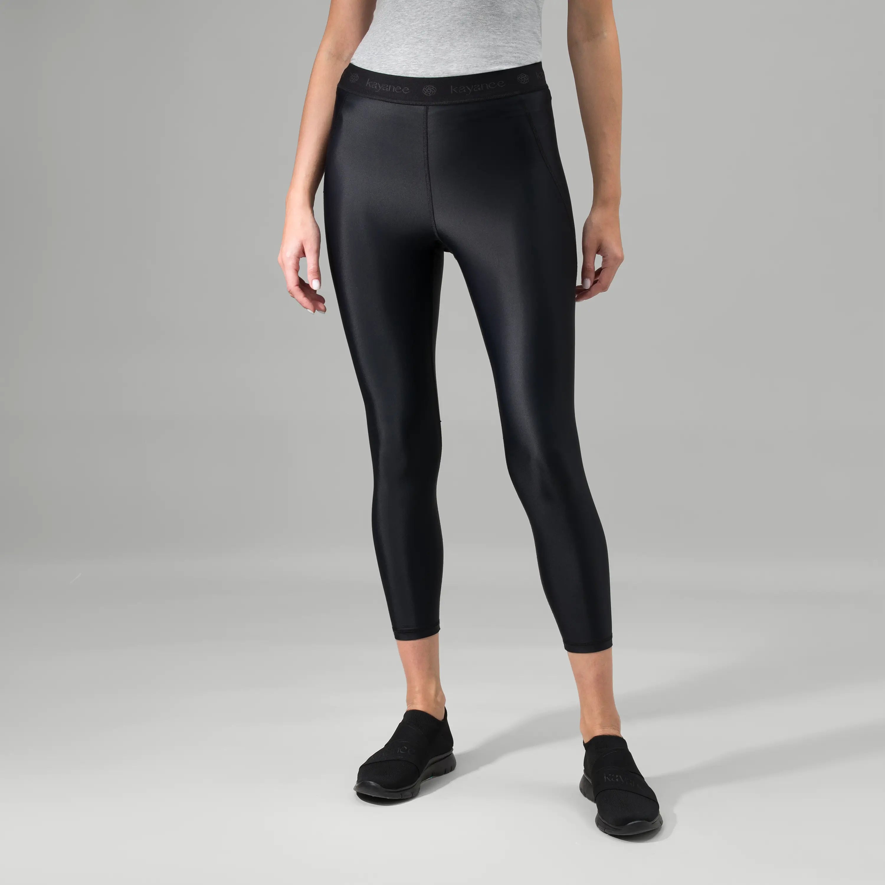Glide Legging - CORE BLACK