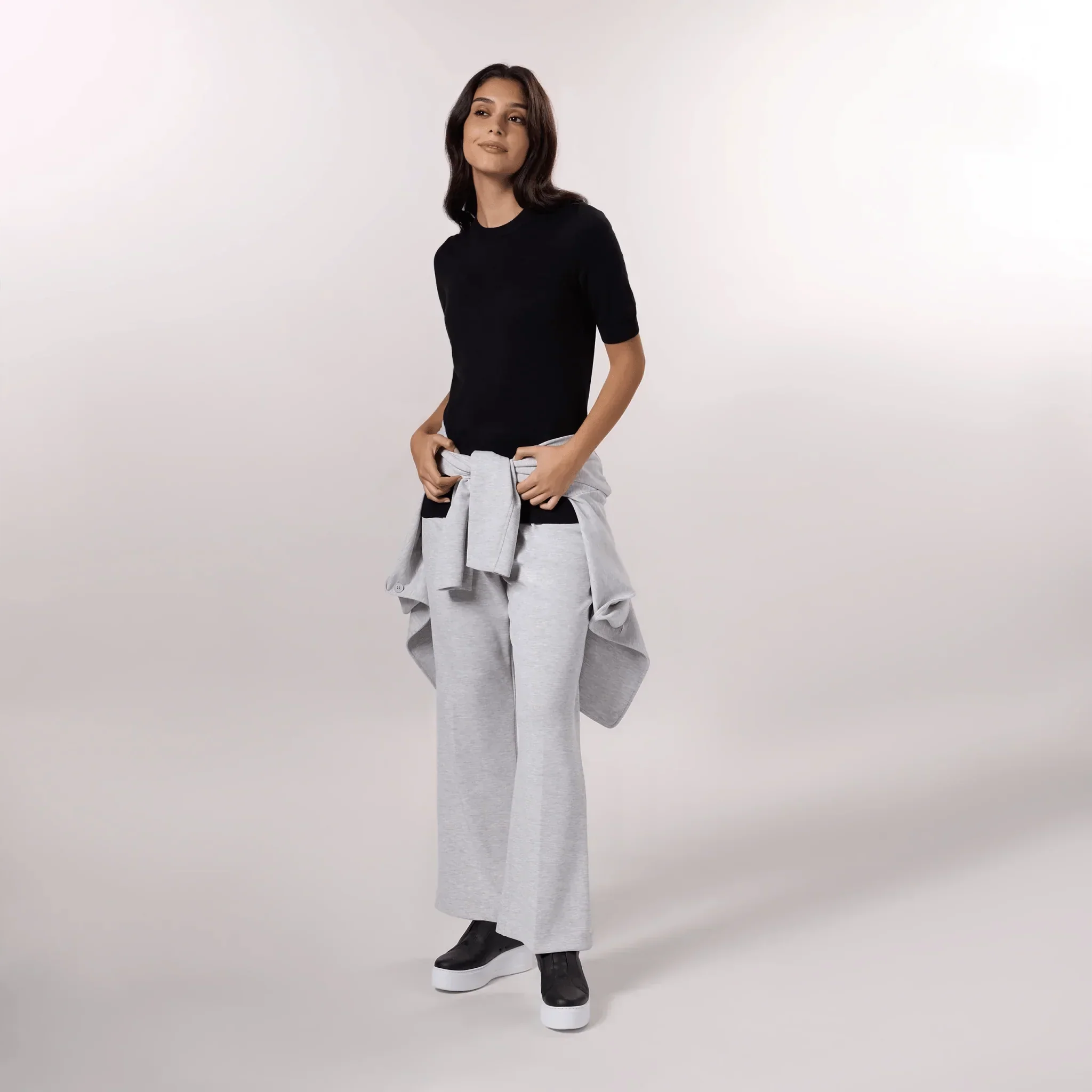 Short Sleeve Knit Sweater - SEASONAL BLACK