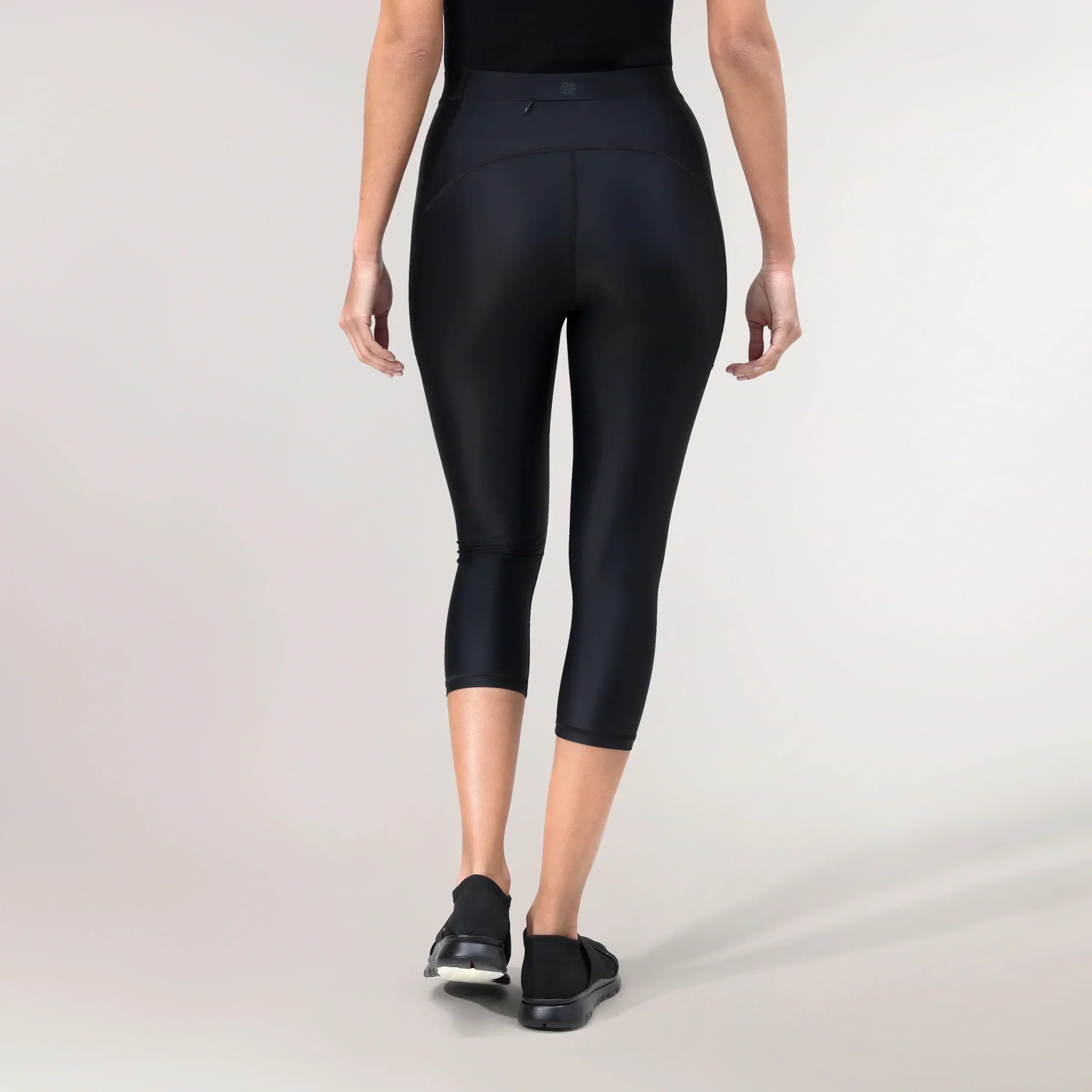 Glide Cropped Legging - CORE BLACK