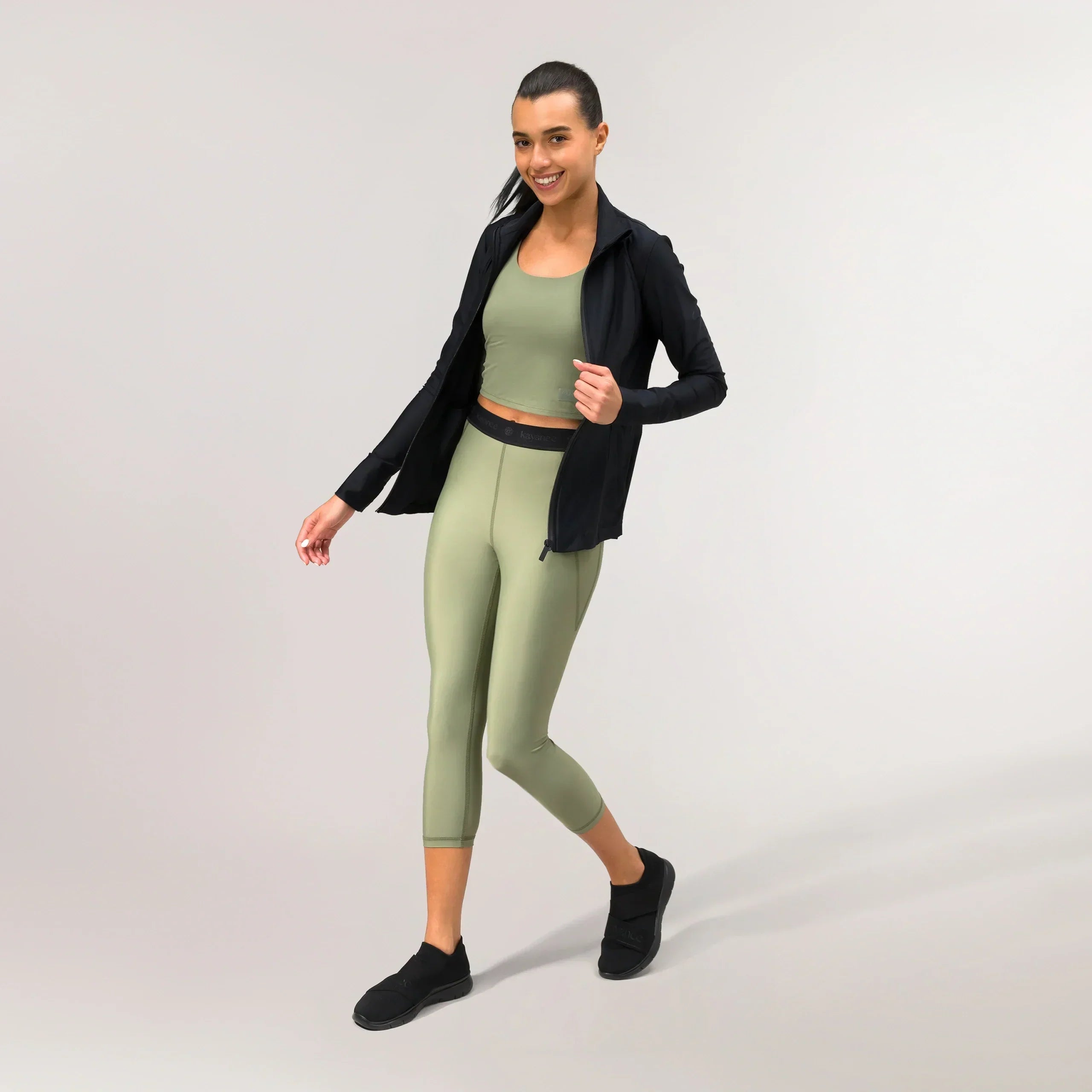 Glide Cropped Legging - CORE MUSK GREEN