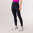 Black Rhythm fold-over leggings from the Kayanee Dance Fit (KDF) collection - عارضة أزياء ترتدي ليقنز "ريذم" أسود من مجموعة كياني دانس فيت
