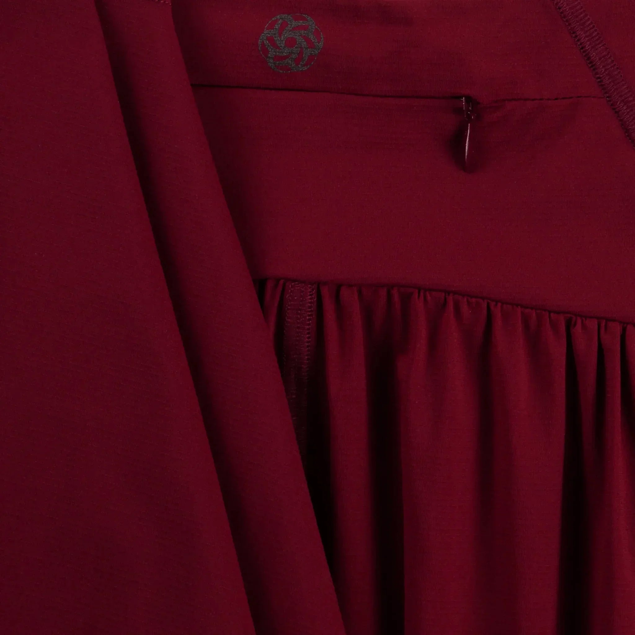 Flow Jersey Techno Skirt - CORE GRAPE RED