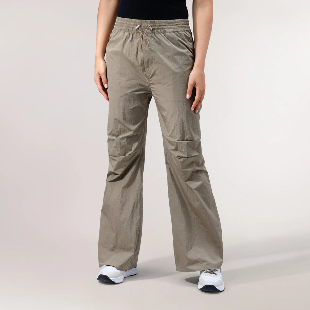 Parachute Pants - SEASONAL BEIGE