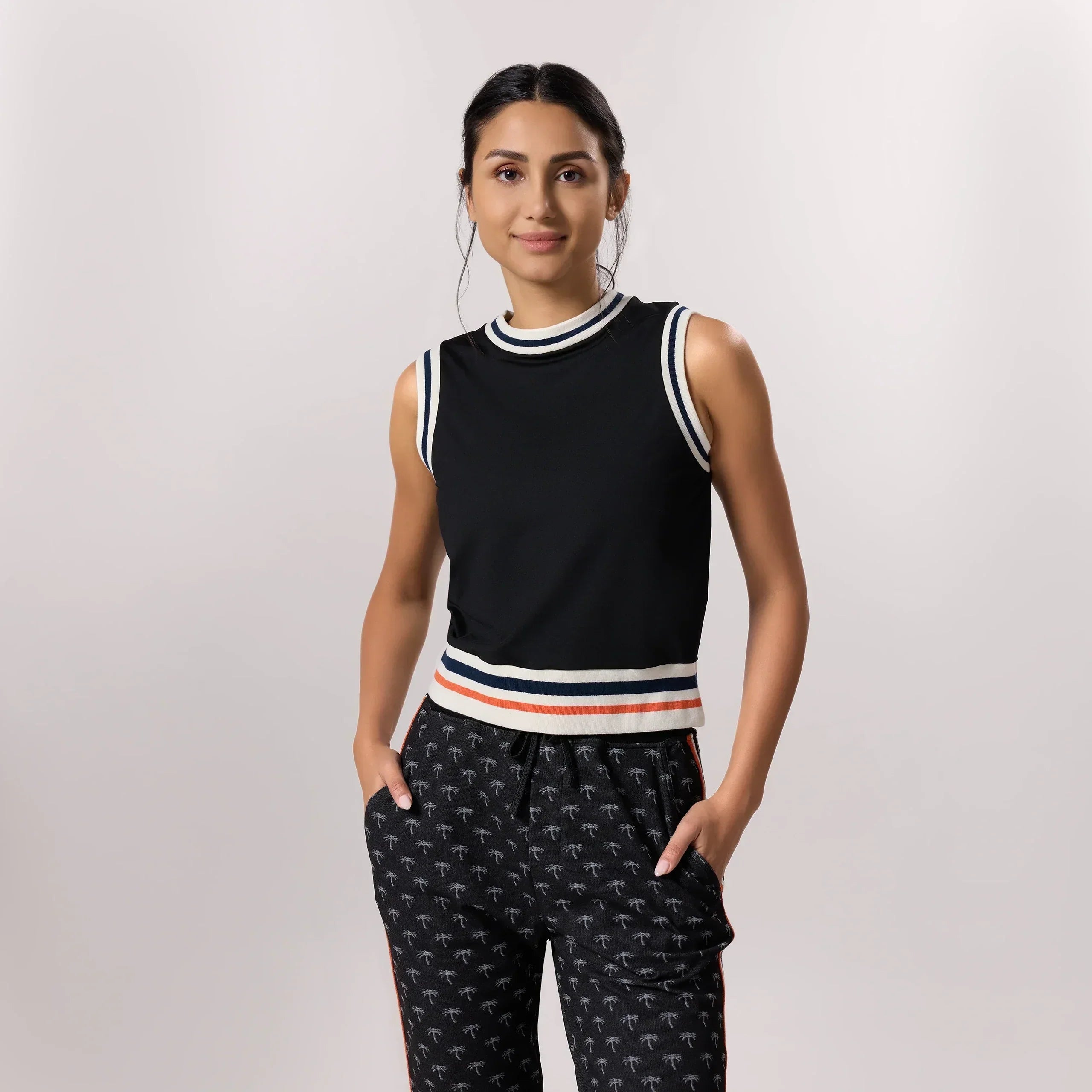Comfort Sleeveless Top - SEASONAL BLACK